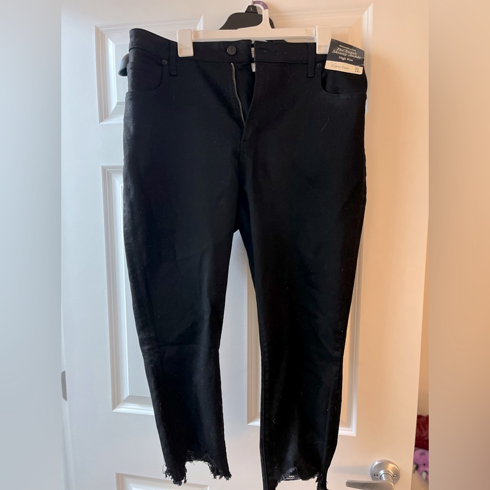NWT Abercrombie curvy black jeans